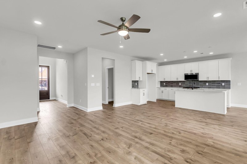 Property image 5 of 322 Clipper Court in Cane Bay Plantation, Summerville, SC 29486