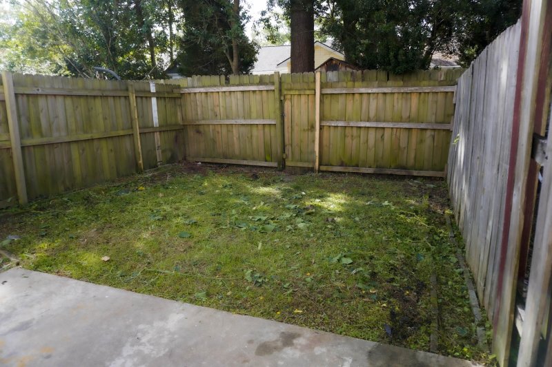 Property image 3 of 241 Pine Shadow Drive in Pineland Heights, Goose Creek, SC 29445