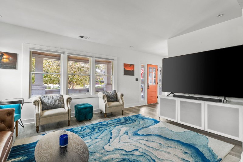 Property image 4 of 43 N Enston Avenue in North Central, Charleston, SC 29403