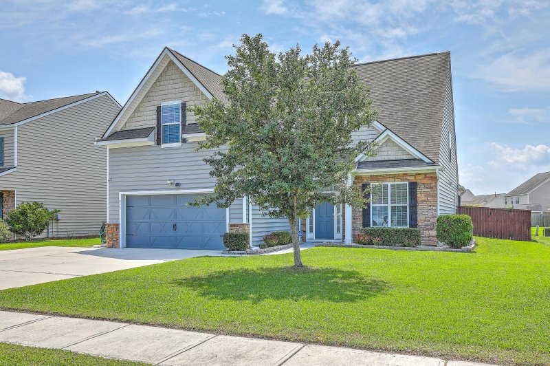 Property image 2 at 575 Rosings Drive, Summerville, SC 29486