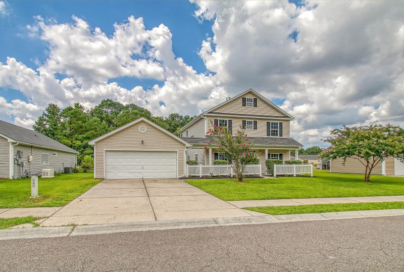 Property image 2 at 706 Savannah River Drive, Summerville, SC 29485