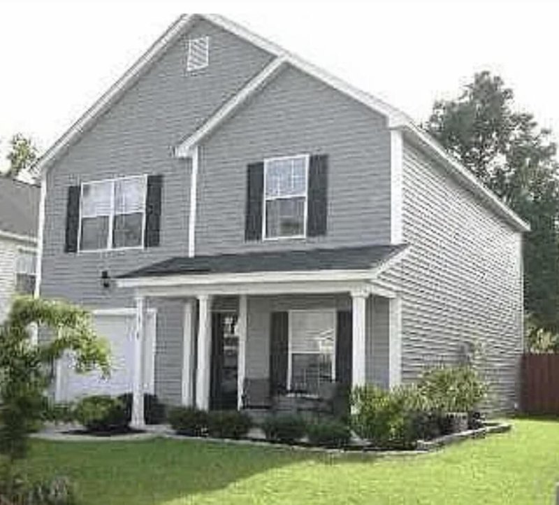 Brookwood, Summerville community