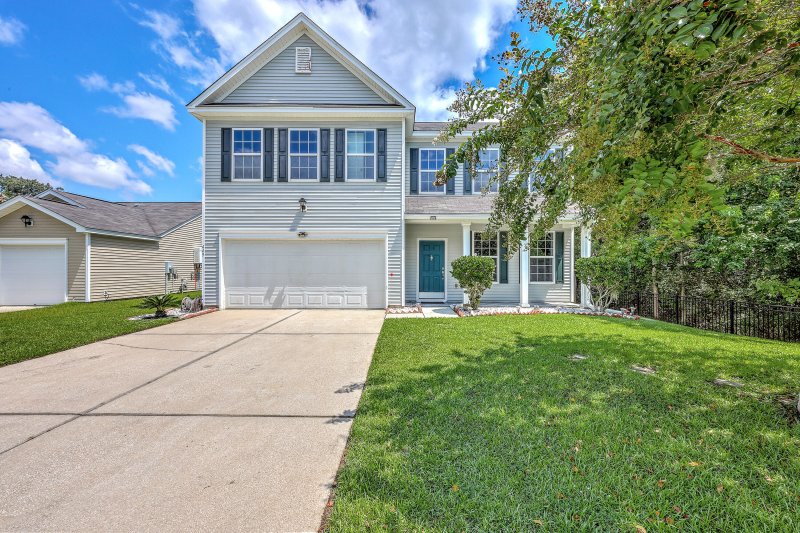 Sophia Landing, Goose Creek Community