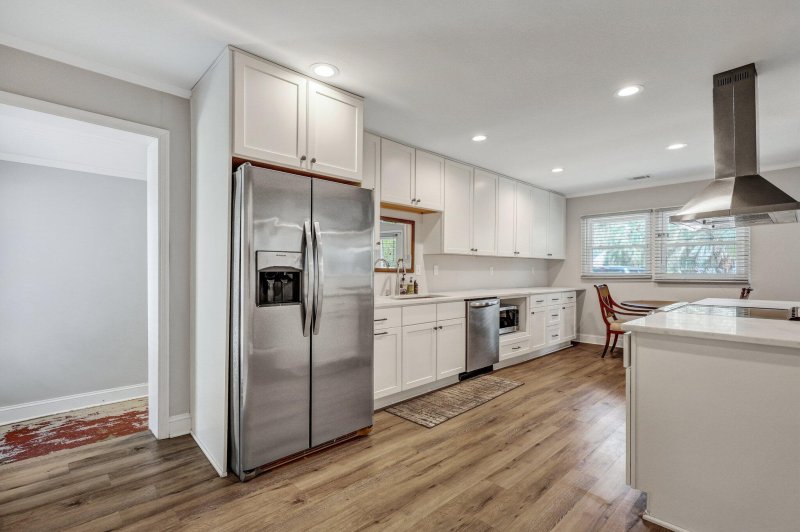 Property image 5 at 847 Quail Drive, Charleston, SC 29412