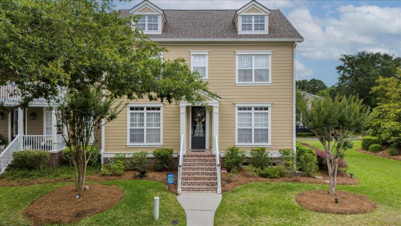 Property image 2 at 1437 Clancy Road, Mount Pleasant, SC 29466