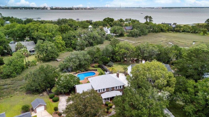 Property image 2 at 910 Kushiwah Creek Court, Charleston, SC 29412