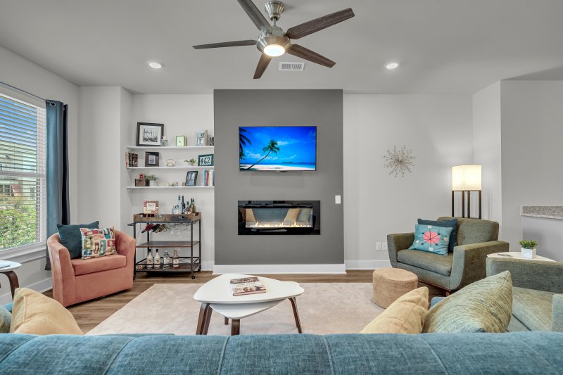 Property image 3 at 4543 Mixson Avenue, North Charleston, SC 29405