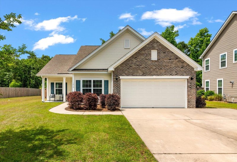 Property image 2 at 1610 Fishbone Drive, Johns Island, SC 29455