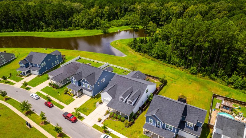 Property image 2 of 226 Garden Lily Lane in Summers Corner, Summerville, SC 29485