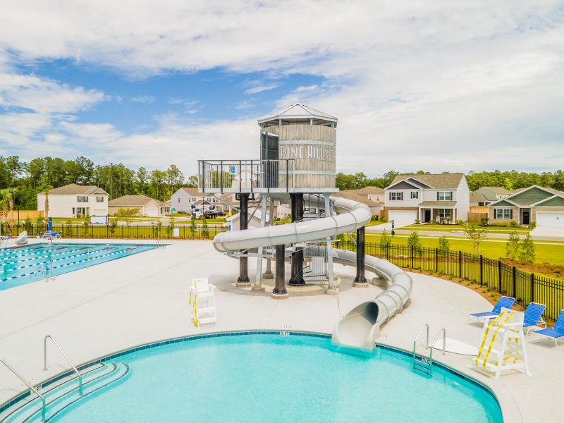 Property image 3 of 300 Willow Run Drive in Cane Bay Plantation, Summerville, SC 29486