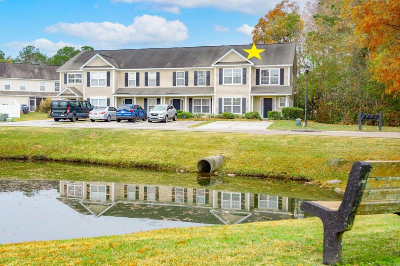 Property image 2 at 2413 Paladin Lane, North Charleston, SC 29406