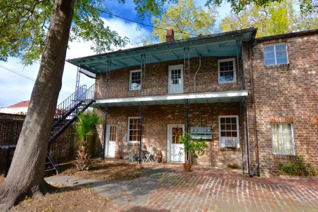 21 Archdale Street I