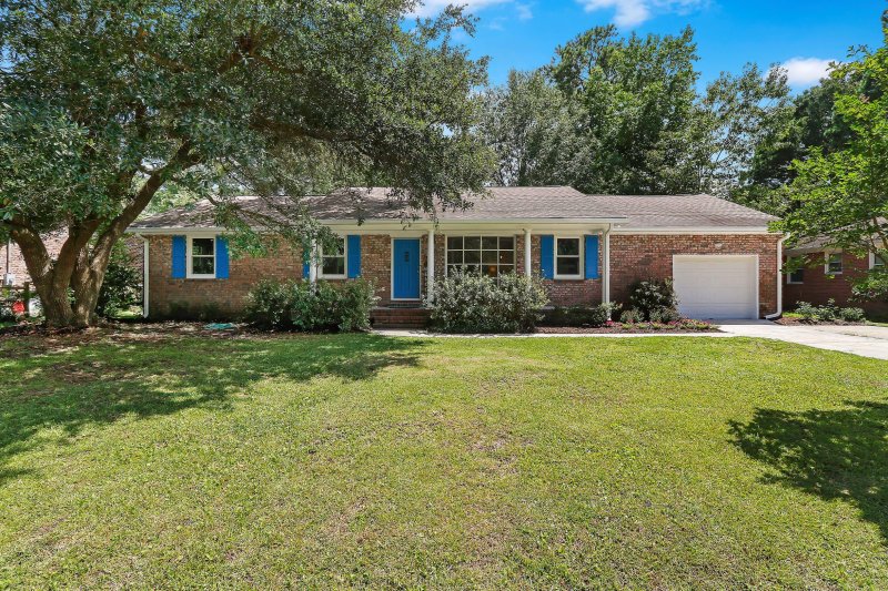 2425 Spring Garden Street