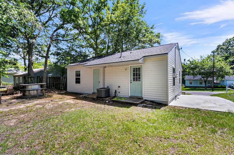 Property image 4 at 5806 Robinhood Drive, Hanahan, SC 29410