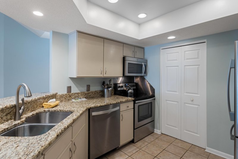 Property image 3 at 304 Yacht Harbor Court A, Isle of Palms, SC 29451