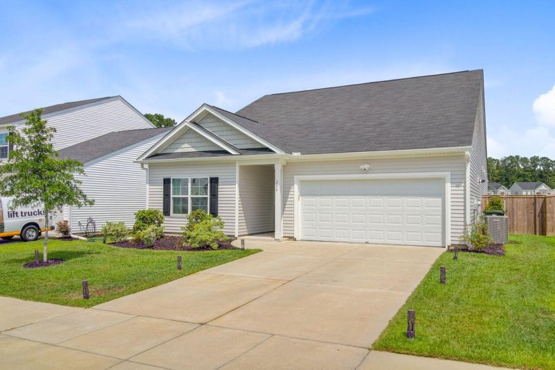 Property image 2 at 266 Torslanda Lane, Summerville, SC 29486