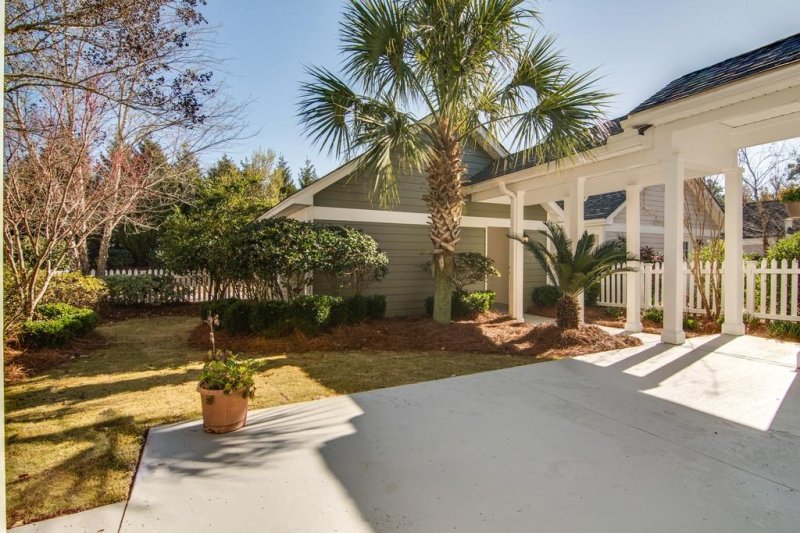 Property image 2 at 405 Hydrangea Street, Summerville, SC 29483