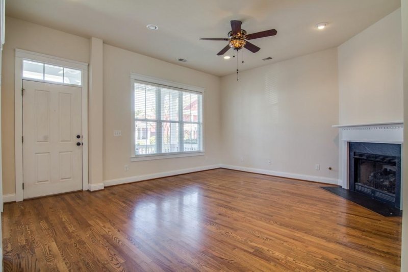 Property image 4 at 405 Hydrangea Street, Summerville, SC 29483