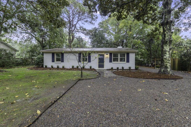 1146 Brigantine Drive