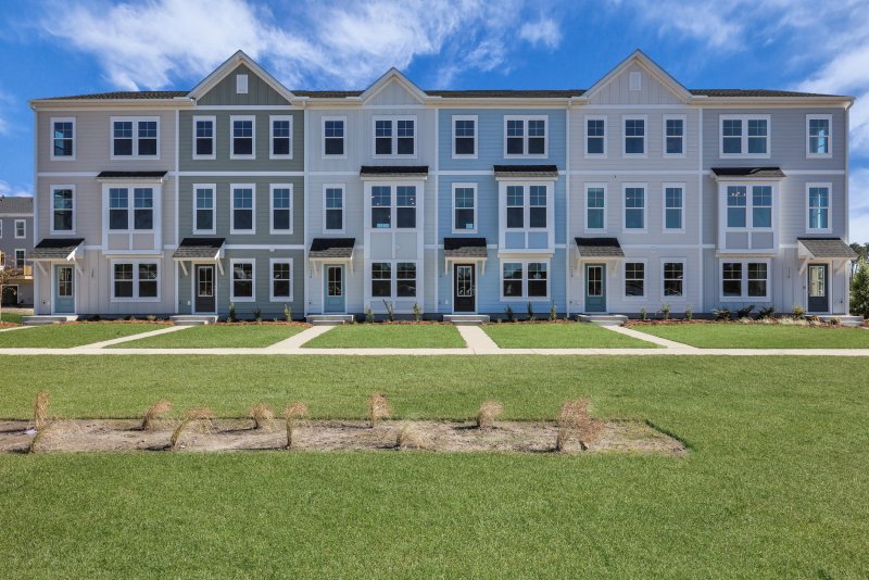 Property image 2 of 120 Buck Fever Lane in Cane Bay Plantation, Summerville, SC 29486