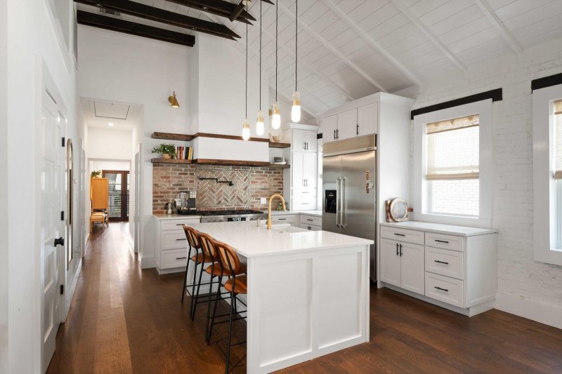 Property image 3 of 829 Rutledge Avenue in Wagener Terrace, Charleston, SC 29401