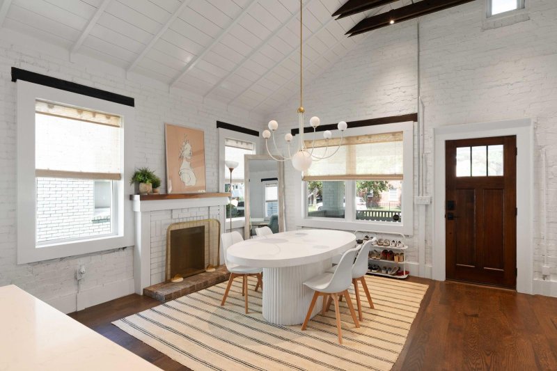 Property image 4 of 829 Rutledge Avenue in Wagener Terrace, Charleston, SC 29401