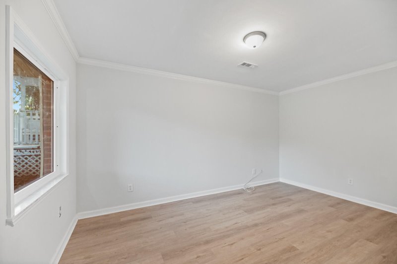 Property image 3 of 4928 Gaynor Avenue in Ferndale, North Charleston, SC 29405