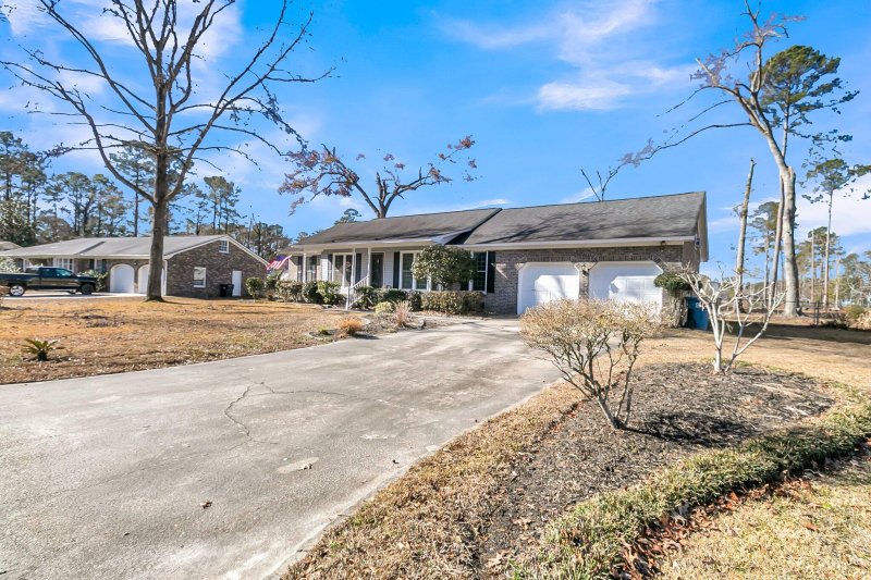 Property image 2 of 211 Brailsford Road in Quail Arbor V, Summerville, SC 29485