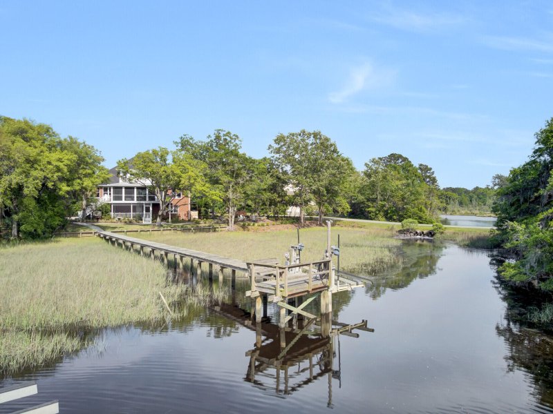 Property image 5 of 3984 Gift Boulevard in Gift Plantation, Johns Island, SC 29455