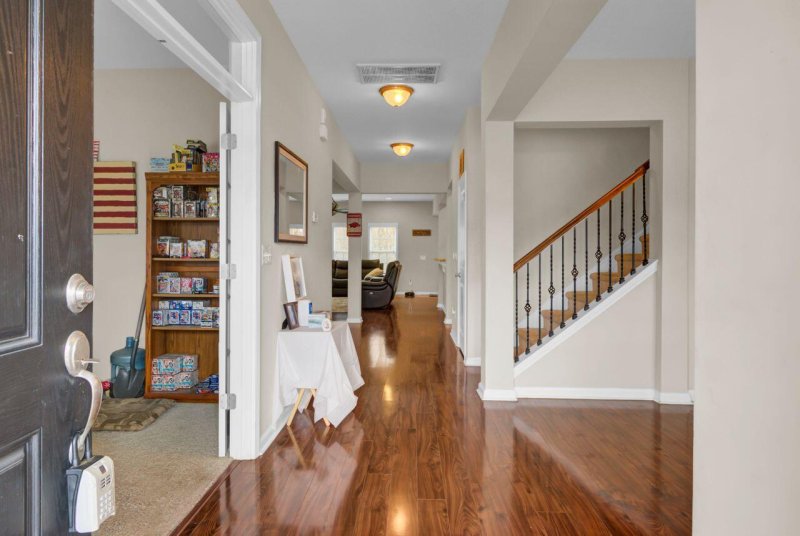 Property image 5 at 518 Mountain Laurel Circle, Goose Creek, SC 29445