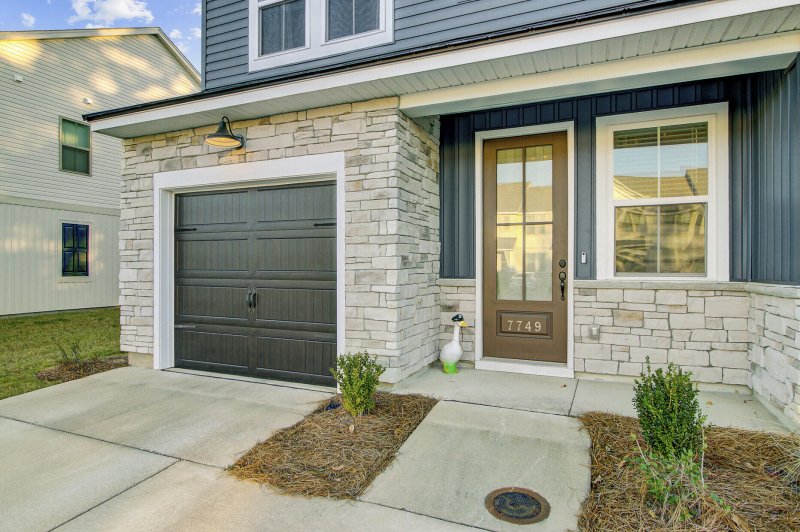 Property image 4 of 7749 Park Gate Drive in The Park at Rivers Edge, North Charleston, SC 29418