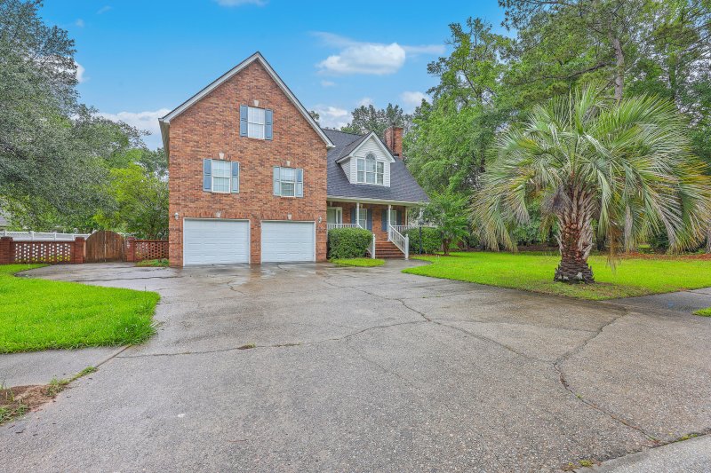 Property image 4 of 125 Eston Drive in Crowfield Plantation, Goose Creek, SC 29445