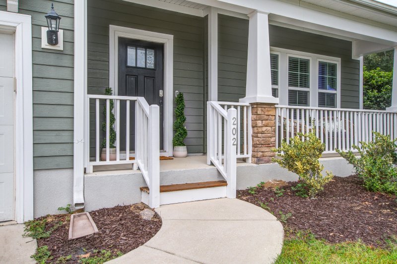 Property image 3 of 202 Center Hill Court in The Bluffs at Ashley River, Summerville, SC 29485