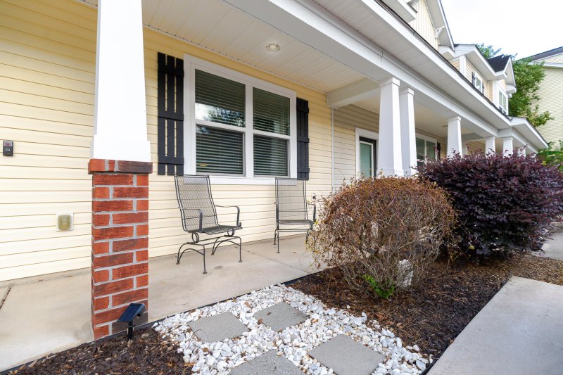 Property image 4 of 9227 Southern Oak Lane in Tranquil Hill Plantation, Ladson, SC 29456