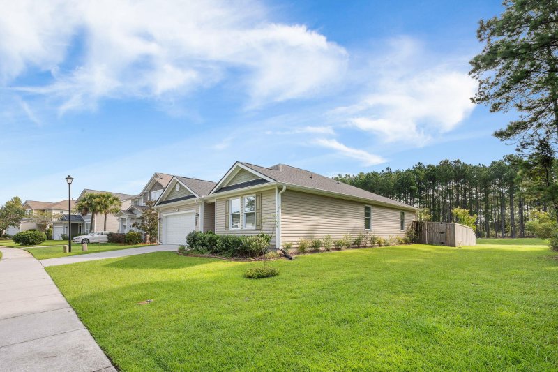 Property image 4 of 112 Shadybrook Drive in Cane Bay Plantation, Summerville, SC 29486