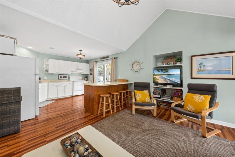 Property image 5 of 208 Sea Cloud Circle in Ocean Ridge, Edisto Island, SC 29438