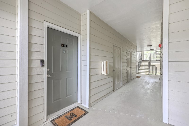 Property image 2 at 1300 Park West Boulevard 517, Mount Pleasant, SC 29466