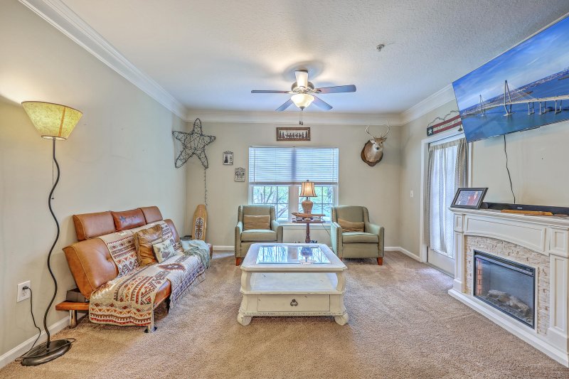 Property image 4 at 1300 Park West Boulevard 517, Mount Pleasant, SC 29466