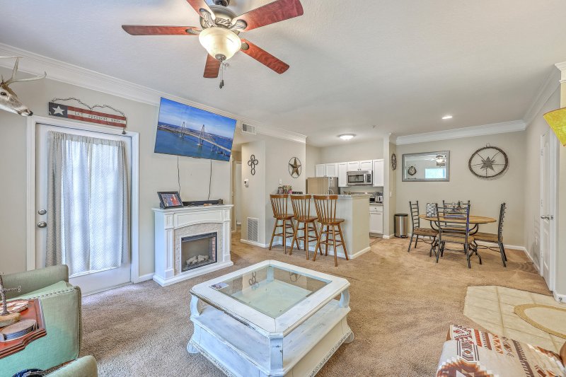 Property image 5 at 1300 Park West Boulevard 517, Mount Pleasant, SC 29466