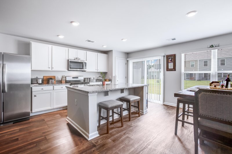 Property image 4 of 266 Ivory Shadow Road in Cane Bay Plantation, Summerville, SC 29486