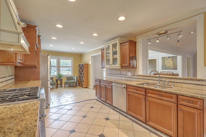Property image 3 at 964 Orange Grove Road, Charleston, SC 29407