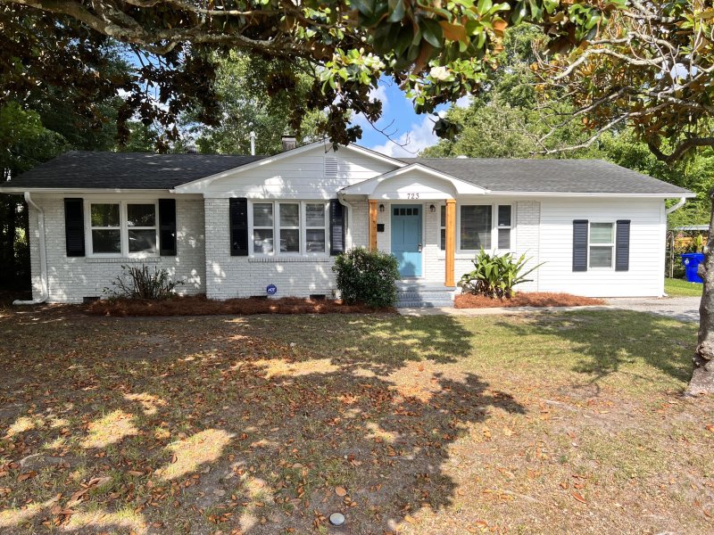 Property image 2 at 723 Magnolia Road, Charleston, SC 29407