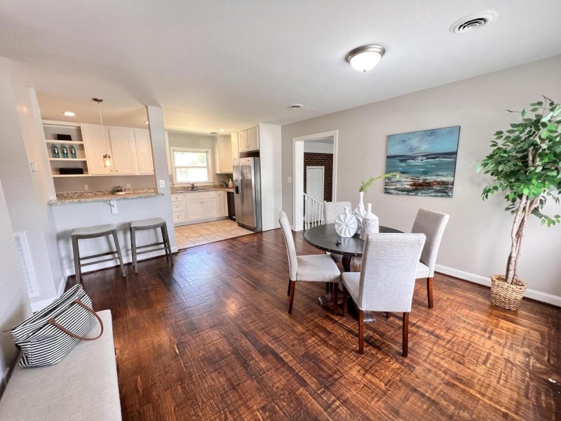 Property image 5 at 723 Magnolia Road, Charleston, SC 29407