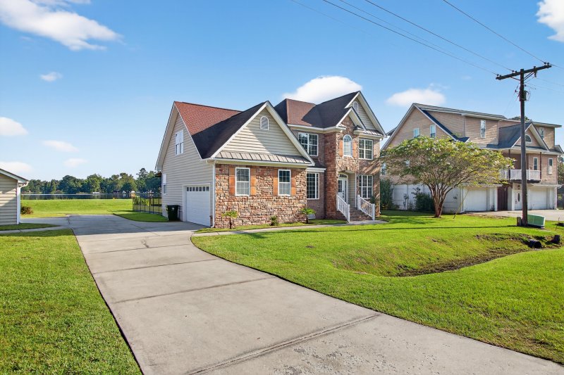 Property image 3 at 1713 Pimlico Boulevard, Moncks Corner, SC 29461