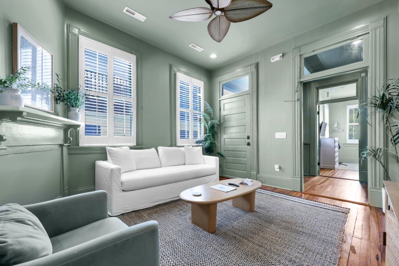 Property image 2 of 169 Spring Street in Cannonborough-Elliotborough, Charleston, SC 29403