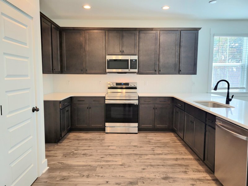 Property image 3 at 7757 Park Gate Drive, North Charleston, SC 29418