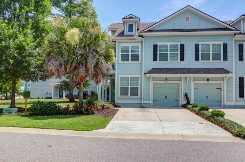 2130 Oyster Reef Lane