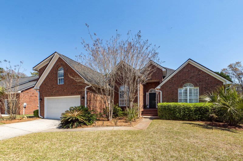 1441 Waterside Court