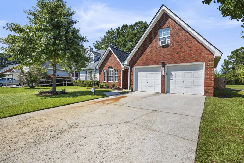 Property image 3 at 1305 Lark Lane, Hanahan, SC 29410