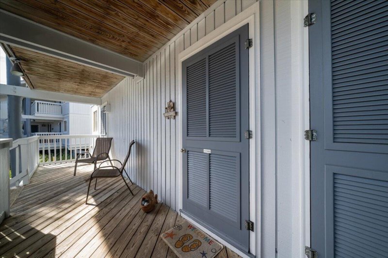 Property image 2 at 39 Lagoon Villas, Isle of Palms, SC 29451